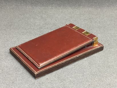 HERMÈS Paris. 
Bloc-notes en box bordeaux...