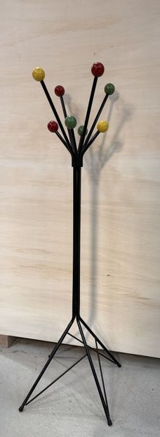 Porte manteaux en métal tubulaire noir, et...