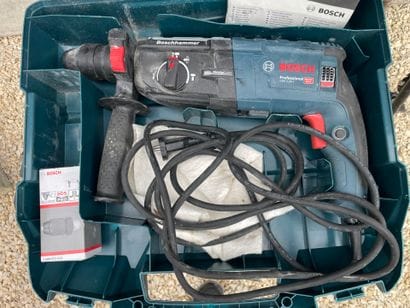 Bosch perforateur. GBH 2.28F 
***
Exposition...