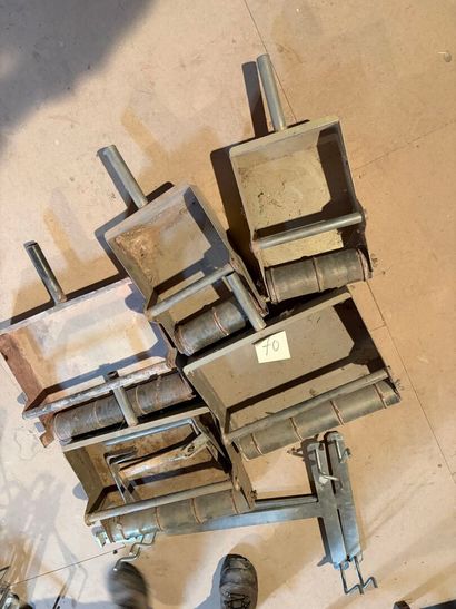Rouleaux à joints minces pour brique avec...