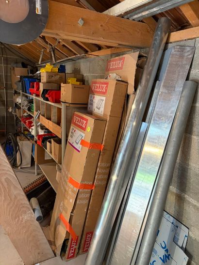 Stock quincaillerie mezzanine gauche: 3 raccords...