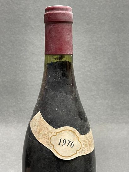 LADOIX - Domaine Ravaut. 4 bouteilles
-(sans...