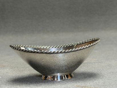 Coupe en argent espagnol.
915°/00
5 x 13...