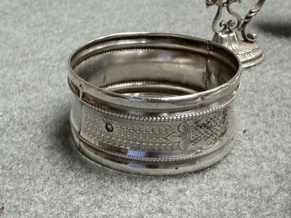 Lot en argent français et étranger
Poinçon...