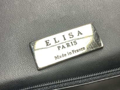ELISA
Sac à main à l'imitation du croco....