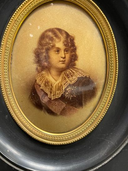Portrait d'enfant et de femme. 
Deux miniatures....