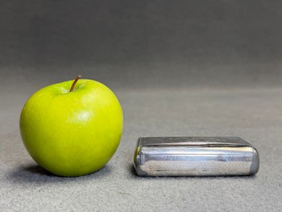 Tabatière en argent. 
Poinçon minerve 925°/00....