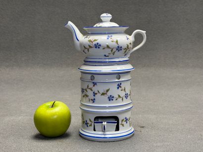 Tisanière en porcelaine de Limoges décor...