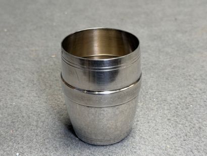 Timbale en argent. 
Poinçon minerve 925°/00....