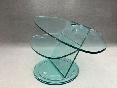 Support de télévision pivotant en verre.
avec...