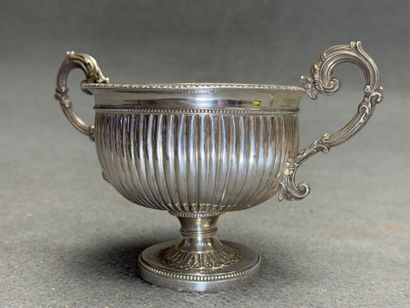 Coupe sur piédouche en argent, 
poinçon de...