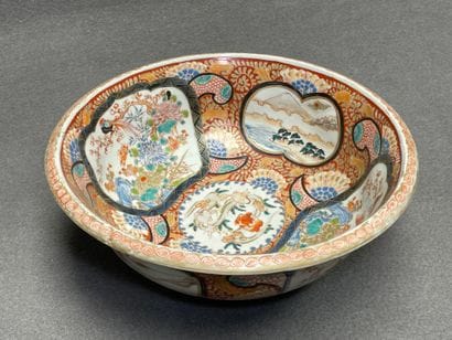 Bassin en porcelaine Imari
Japon XIX 
H....