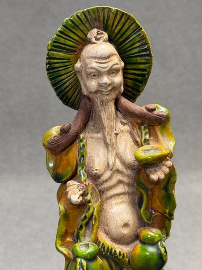 Couple asiatique, deux statuettes en céramique...