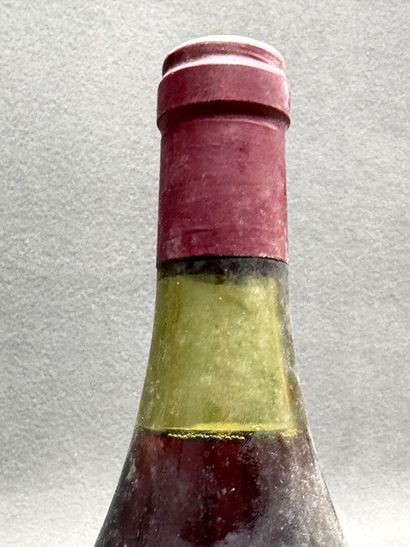 LADOIX - Domaine Ravaut. 4 bouteilles
-(sans...