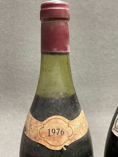 3 bouteilles de BOURGOGNE 1976
-Aloxe-Corton,...