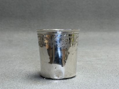 Timbale en argent. 
Poinçon XIX° 925°/00....