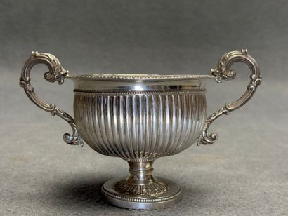Coupe sur piédouche en argent, 
poinçon de...