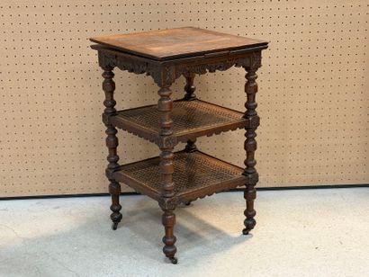 Table de service en chêne, plateaux d'entretoise...