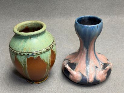 Jean-Marie MAURE (XIXe - XXe). 
Vase à long...