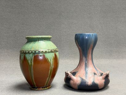 Jean-Marie MAURE (XIXe - XXe). 
Vase à long...