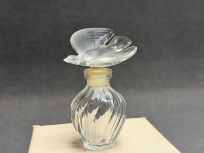 Nina RICCI L'Air du Temps
voile aérien parfumé...