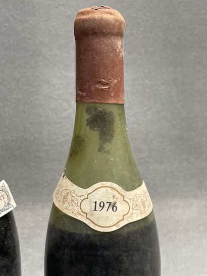 3 bouteilles de BOURGOGNE 1976
-Aloxe-Corton,...