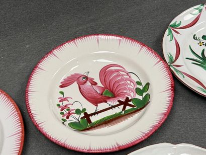 Lot de quinze assiettes en faience XIX°....