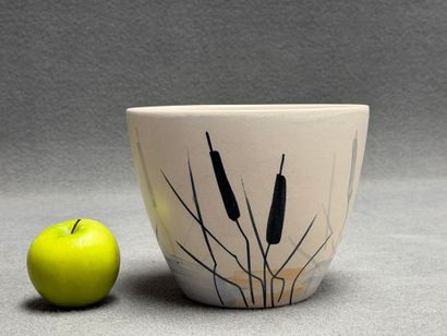 Paul MILET Sèvres. 
Cache-pot en céramique...
