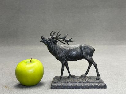 A.K. KORNILUK (XX) d'après. 
Cerf bramant.
Sujet...