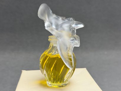 Nina RICCI L'Air du Temps
voile aérien parfumé...