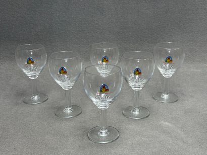 LEFFE Lot de six verres à bière en carton....