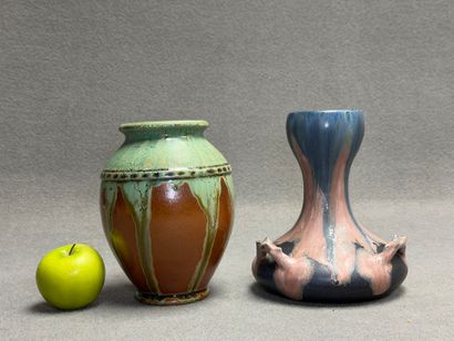 Jean-Marie MAURE (XIXe - XXe). 
Vase à long...