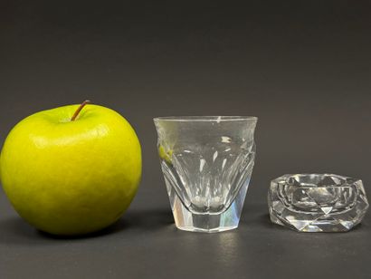 BACCARAT gobelet modèle Harcourt : Suite...