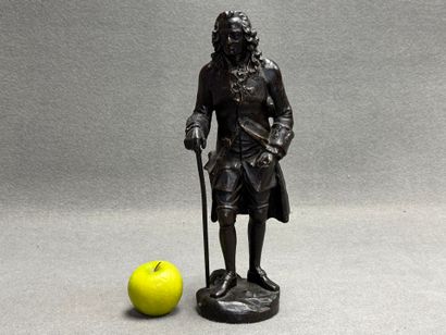 Ecole française XIX°
Voltaire à la canne
Sculpture...