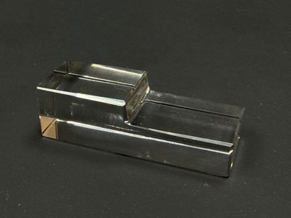 BACCARAT Douze porte-couteaux en cristal...