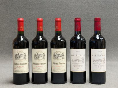 Cinq bouteilles de Vin. 
-Chateau Frontenac....