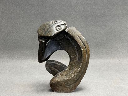 Sculpture en pierre. 
H. :30 cm.
