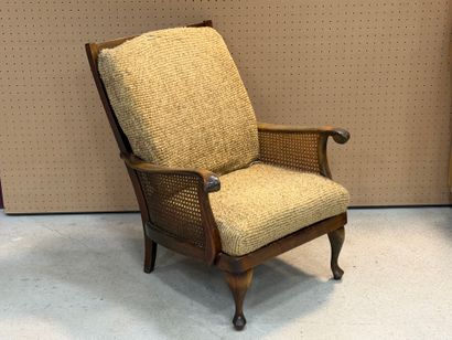 Fauteuil anglais, canné. 
H. :90 cm.