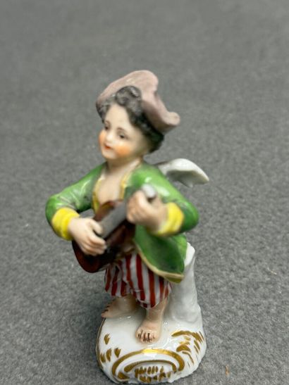 ALLEMAGNE vers 1900 d'après MEISSEN
Six enfants...
