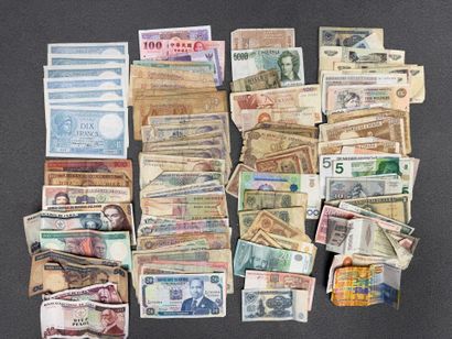 Lot de billets de banque
- 7 billets de Dix...