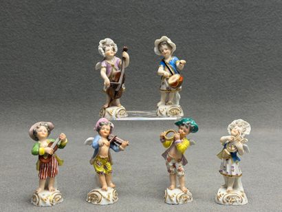 ALLEMAGNE vers 1900 d'après MEISSEN
Six enfants...