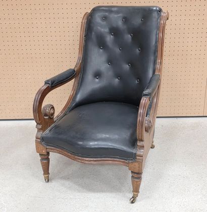 Fauteuil anglais, à crosses , dessus cuir
Petit...