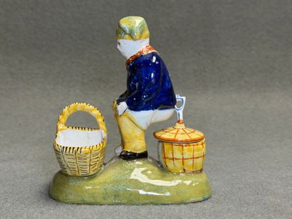 Salière poivrière, moutardier en faïence
H....