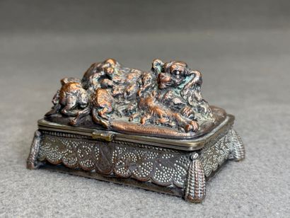 Louis-Théophile HINGRE (1832-1911). 
Coffret...