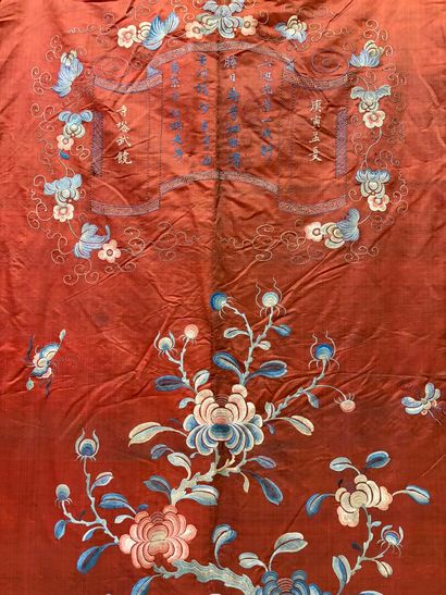 Silk portetière embroidered with blue and...