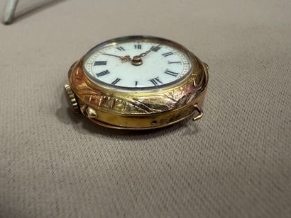 Small ladies' watch, case in 750°/00 gold.
White...