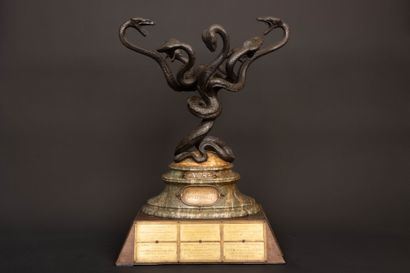 MURET Goldsmith: HYDRA cup. Circa 1904.
Motorcycle...