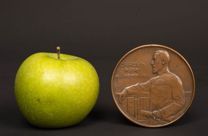 Hans SCHWEGERLE (1882-1950)
Circular bronze...