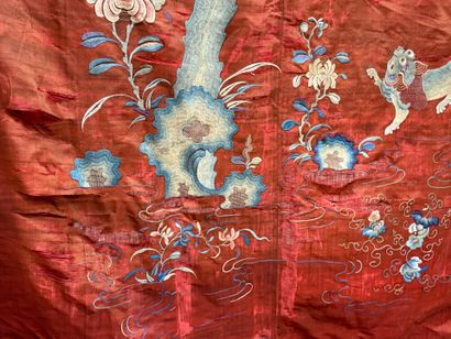 Silk portetière embroidered with blue and...