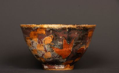 Philippe DUBUC (born 1947)
Bowl on heel in...
